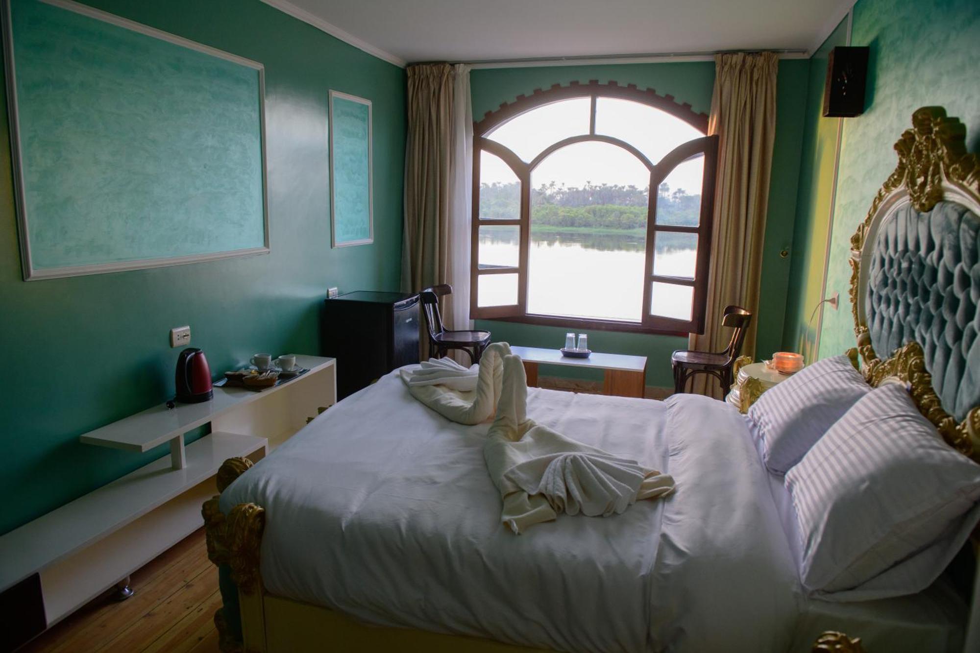 Eyaru Palace Nile View Luxor Bagian luar foto