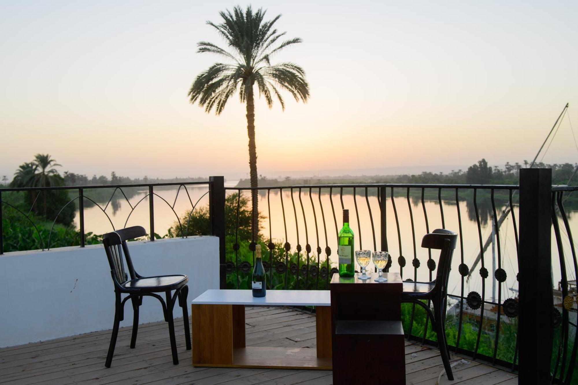 Eyaru Palace Nile View Luxor Bagian luar foto