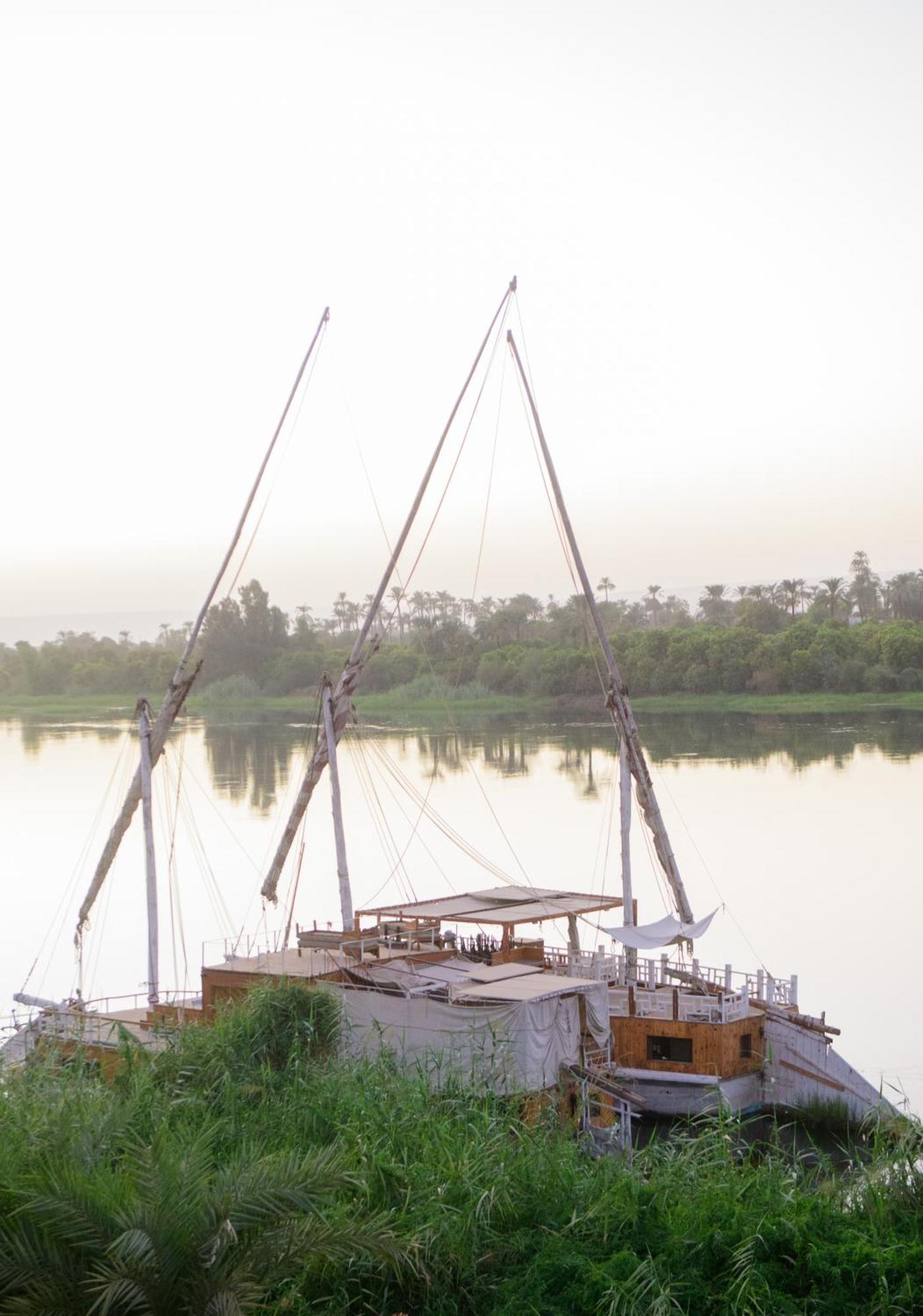 Eyaru Palace Nile View Luxor Bagian luar foto