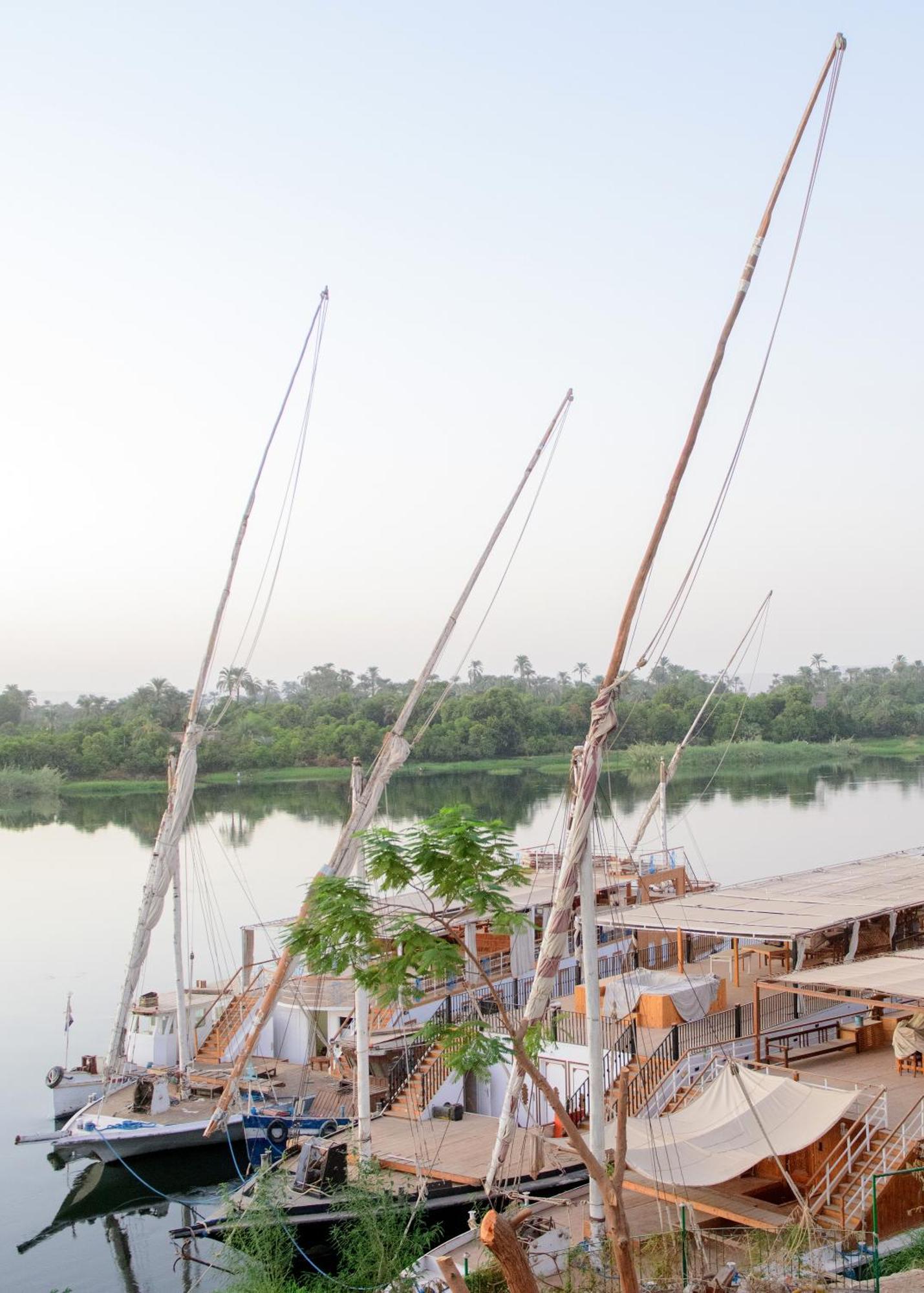 Eyaru Palace Nile View Luxor Bagian luar foto