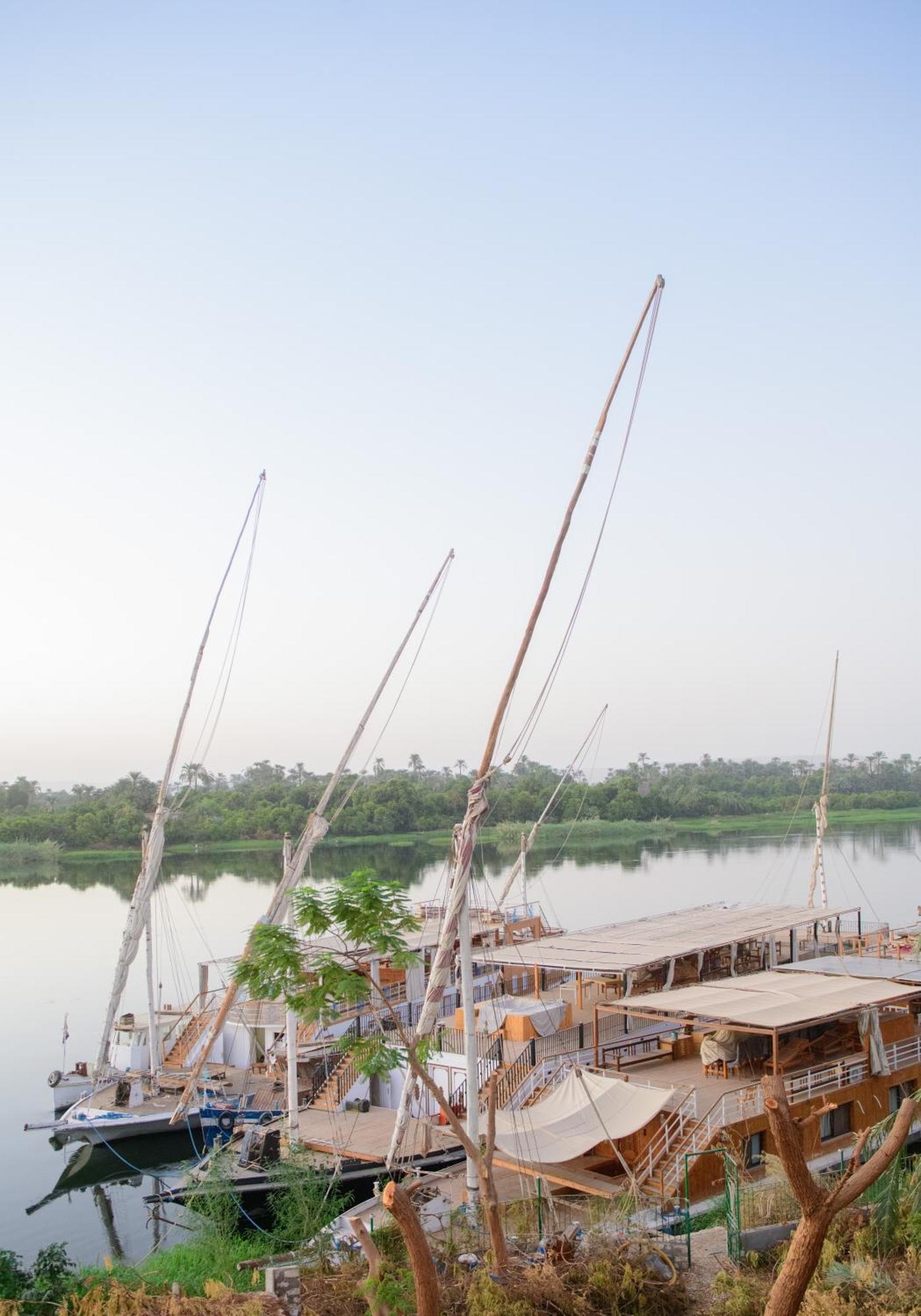 Eyaru Palace Nile View Luxor Bagian luar foto