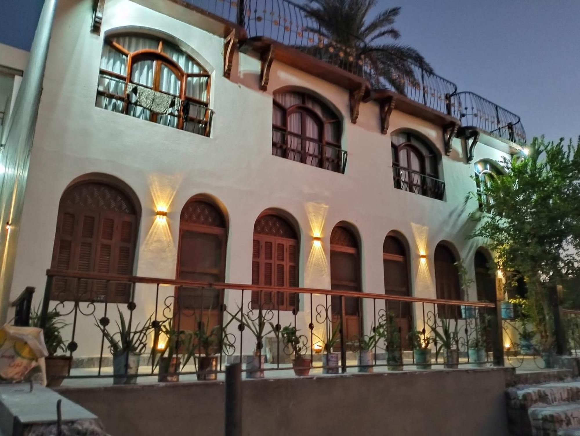 Eyaru Palace Nile View Luxor Bagian luar foto