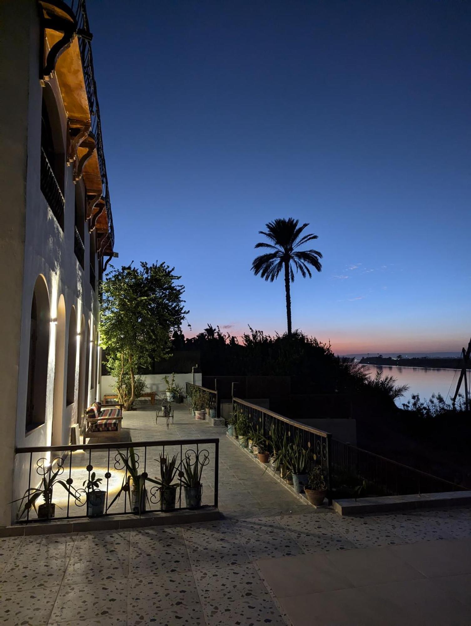 Eyaru Palace Nile View Luxor Bagian luar foto